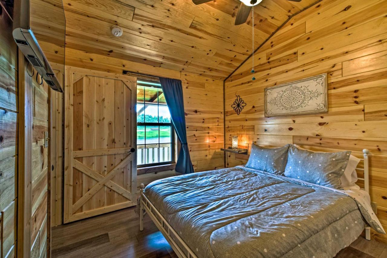 Cozy Lakefront Cabin With On-Site Waterfall And Hiking Cub Run Exterior photo